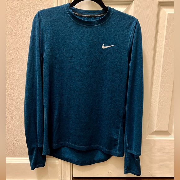 Nike Women's Element Running Crewneck Pullover Long Sleeve Shirt - Picture 1 of 6
